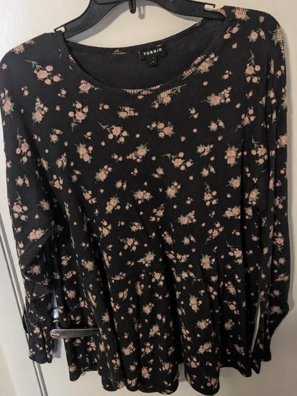 Torrid Thermal Baby doll top Size 2